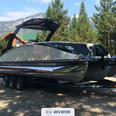 2014 Harris Crowne 250 Pontoon Boat – NO RESERVE PRICE